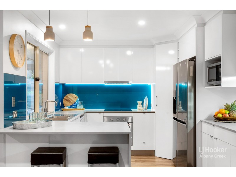 13 Memoire Court, Eatons Hill QLD 4037