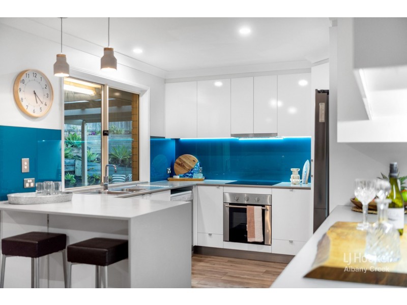 13 Memoire Court, Eatons Hill QLD 4037