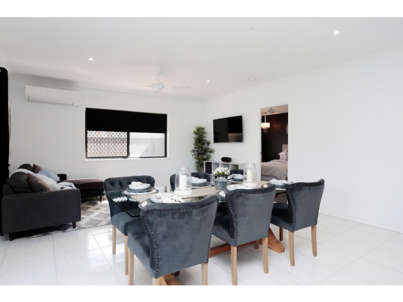 11 Delta Street, Eatons Hill QLD 4037