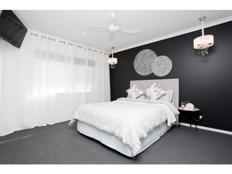 11 Delta Street, Eatons Hill QLD 4037
