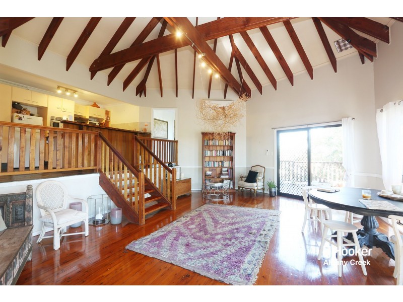 11 Atlas Court, Eatons Hill QLD 4037