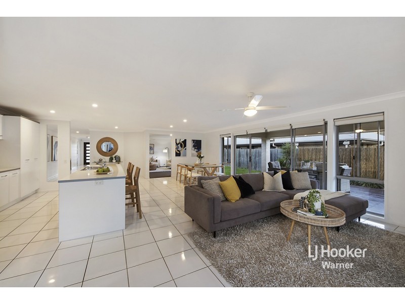 11 Ballyalla Crescent, Warner QLD 4500