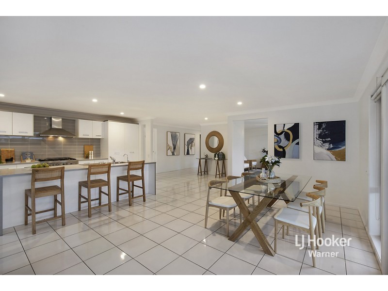 11 Ballyalla Crescent, Warner QLD 4500