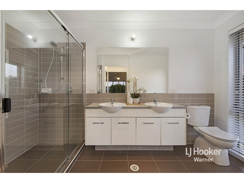 11 Ballyalla Crescent, Warner QLD 4500