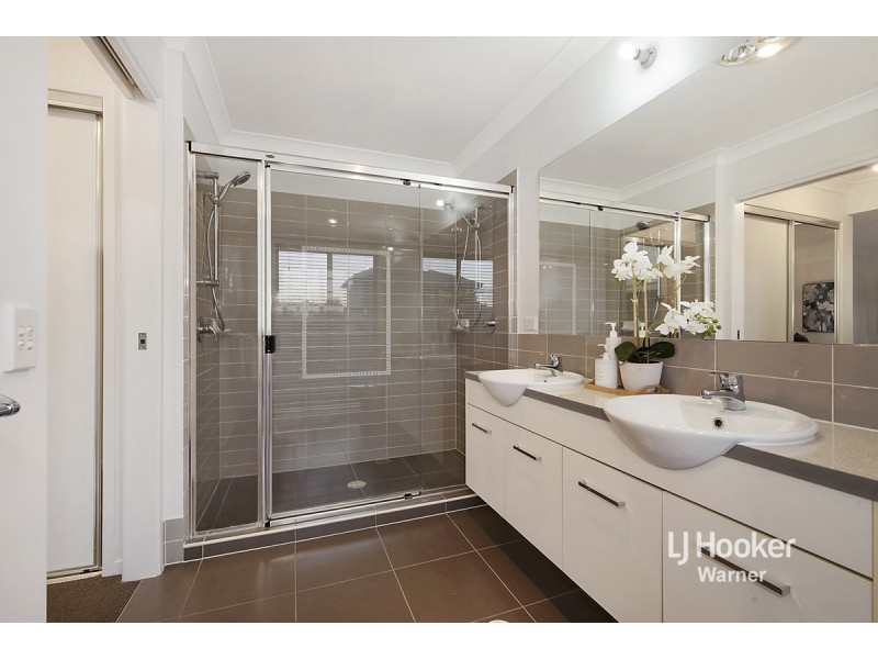 11 Ballyalla Crescent, Warner QLD 4500