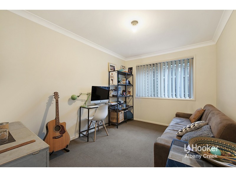 1 Bend Court, Eatons Hill QLD 4037