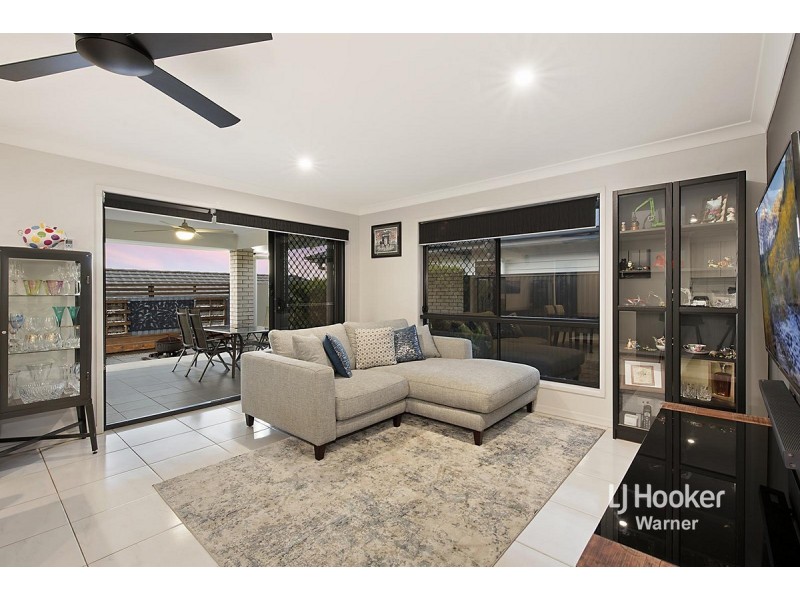 59 Gordon Circuit, Warner QLD 4500