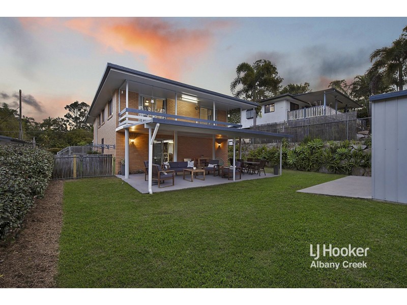 10 Jane Street, Arana Hills QLD 4054