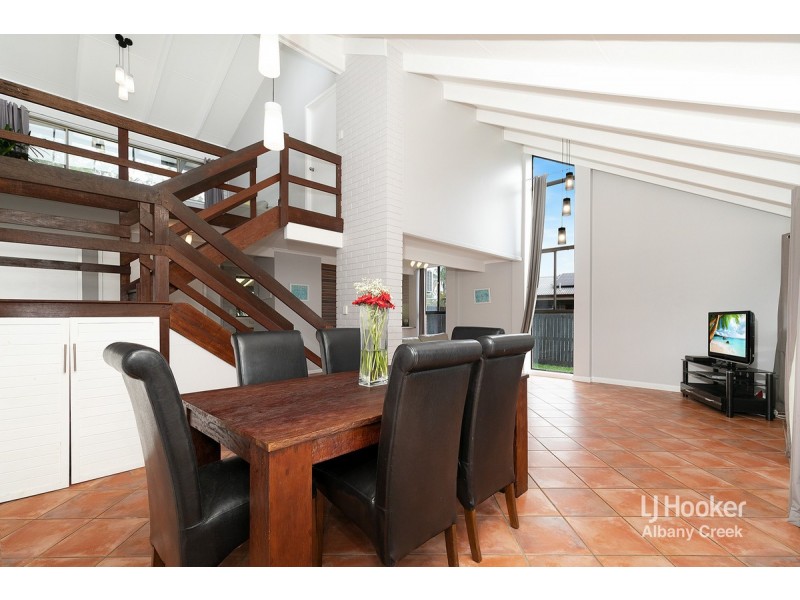 4 Fortuna Court, Eatons Hill QLD 4037