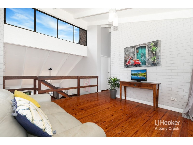 4 Fortuna Court, Eatons Hill QLD 4037