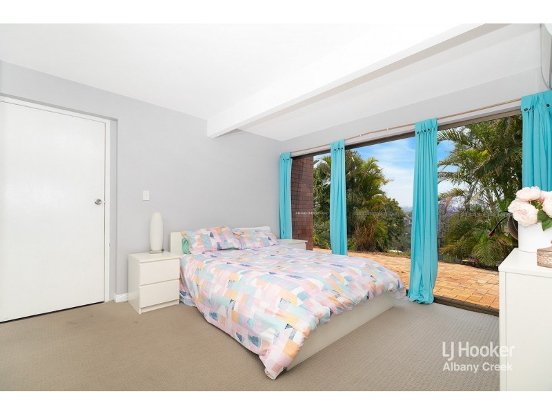 4 Fortuna Court, Eatons Hill QLD 4037
