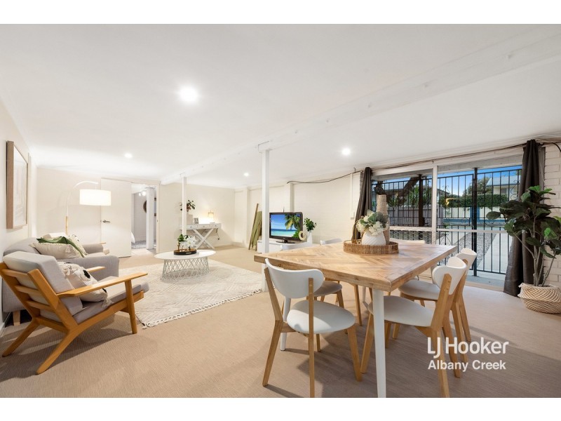 11 Leitchs Road South, Albany Creek QLD 4035