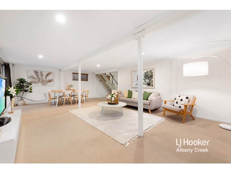 11 Leitchs Road South, Albany Creek QLD 4035