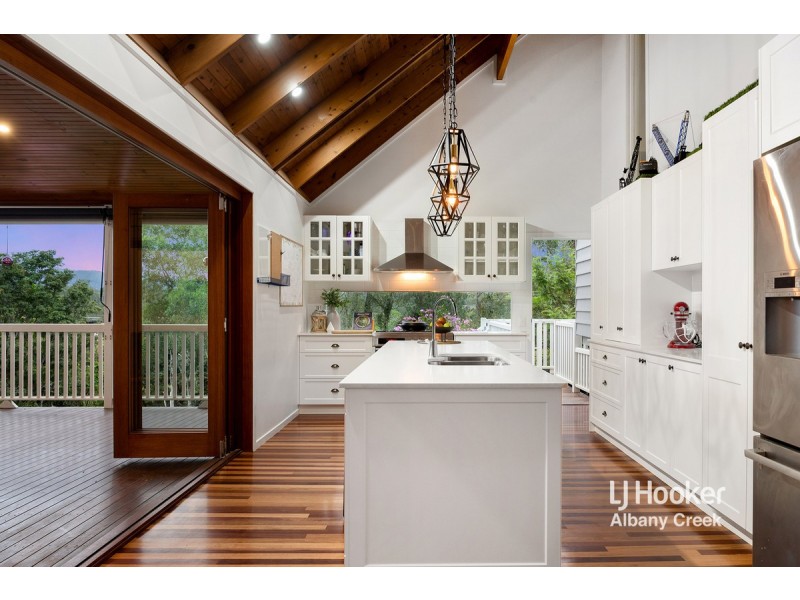 22 Garrawin Court, Clear Mountain QLD 4500