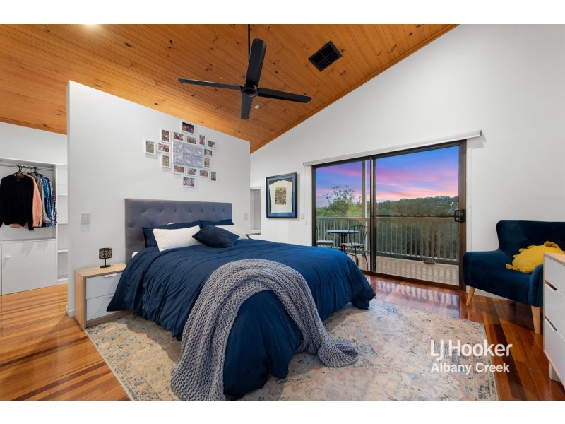 22 Garrawin Court, Clear Mountain QLD 4500