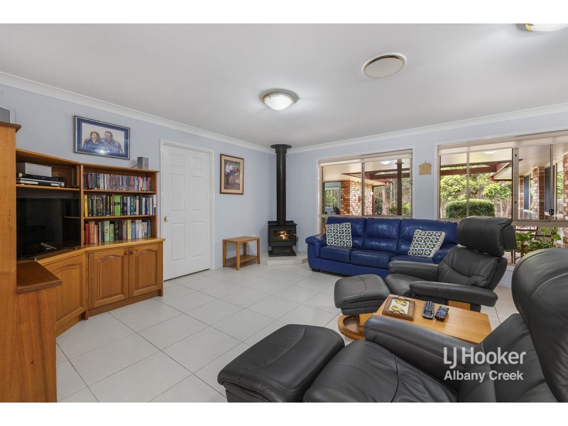 5 Hengis Court, Albany Creek QLD 4035