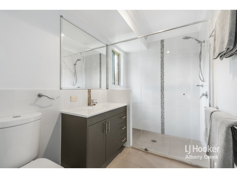 5 Hengis Court, Albany Creek QLD 4035