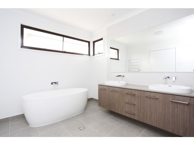 72 Chelsea Crescent, Bridgeman Downs QLD 4035