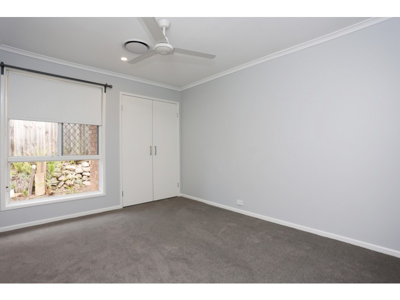 16 Eucalyptus Place, Albany Creek QLD 4035