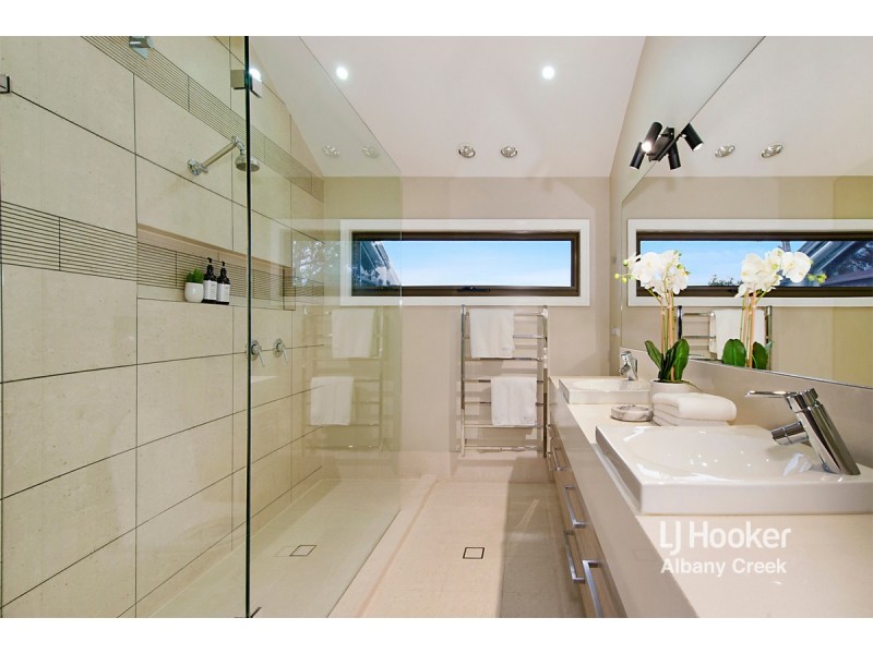 2A Reuben Street, Stafford QLD 4053