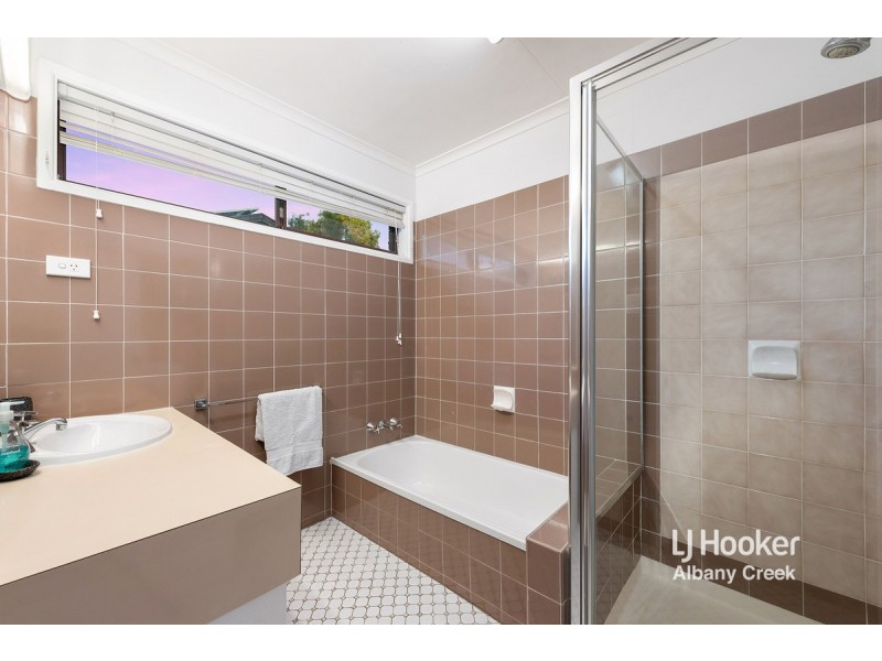 66 Bunya Park Drive, Eatons Hill QLD 4037