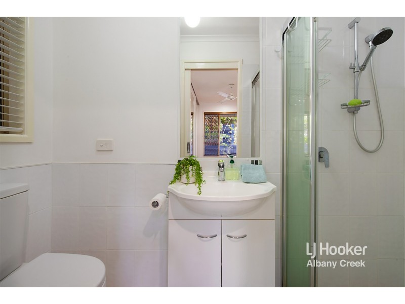 55 Leonarda Drive, Ferny Hills QLD 4055