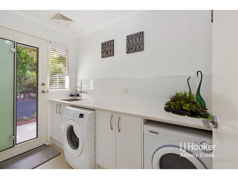 55 Leonarda Drive, Ferny Hills QLD 4055