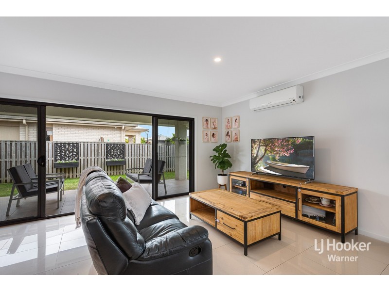 7 Carey Street, Warner QLD 4500