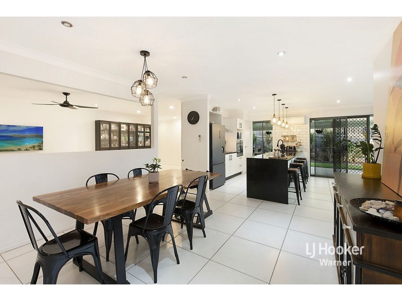 6 Elle Court, Cashmere QLD 4500