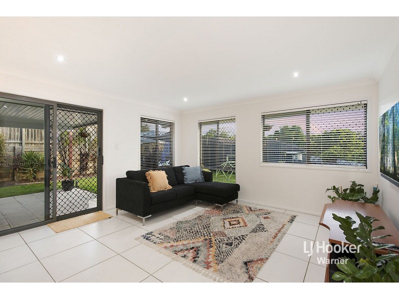6 Elle Court, Cashmere QLD 4500