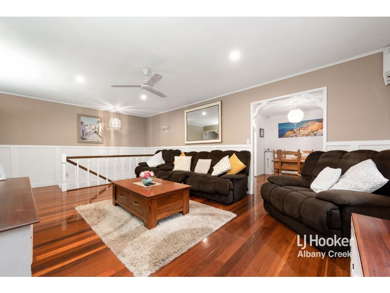 33 Olympus Court, Eatons Hill QLD 4037