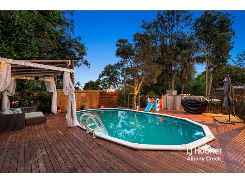 33 Olympus Court, Eatons Hill QLD 4037