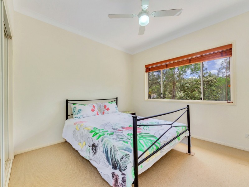 9 Amamoor Court, Cashmere QLD 4500