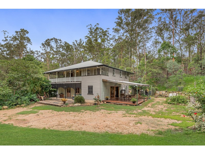 5 Bellbird Court, Warner QLD 4500