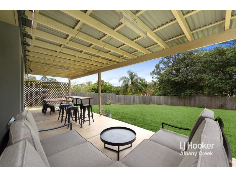 7 Flamingo Drive, Albany Creek QLD 4035