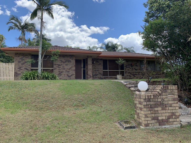 2 Elwood Court, Eatons Hill QLD 4037
