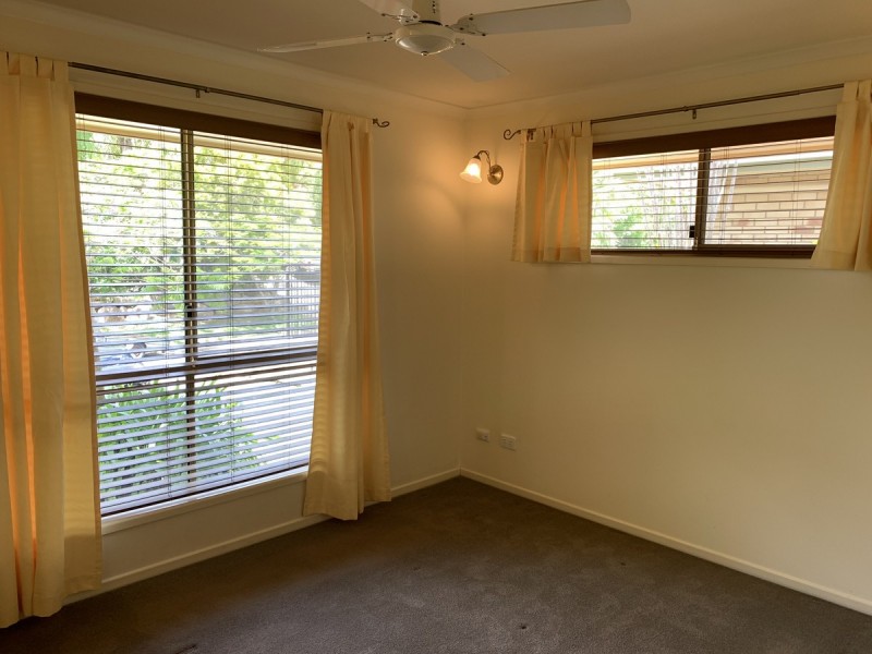 2 Elwood Court, Eatons Hill QLD 4037