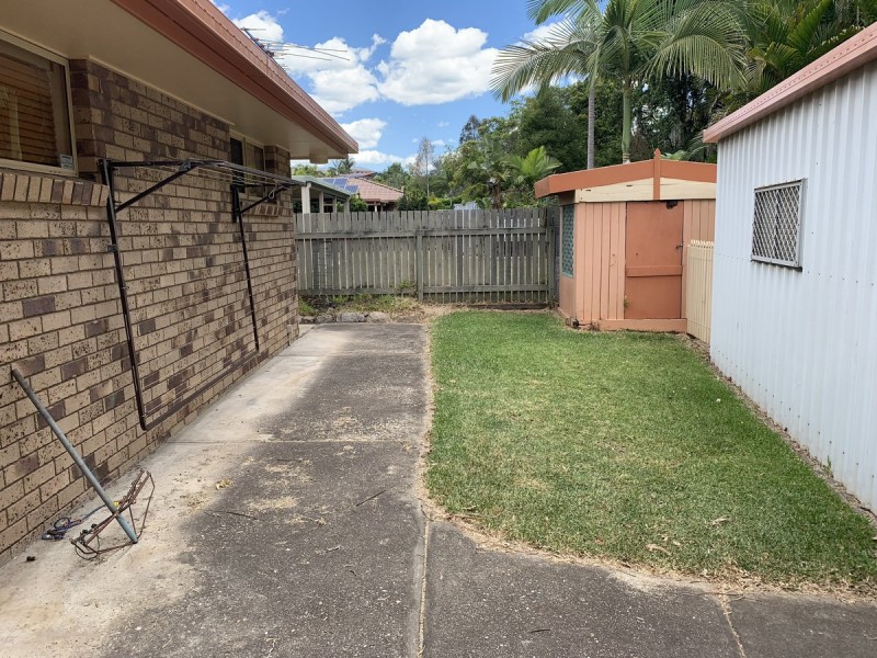 2 Elwood Court, Eatons Hill QLD 4037