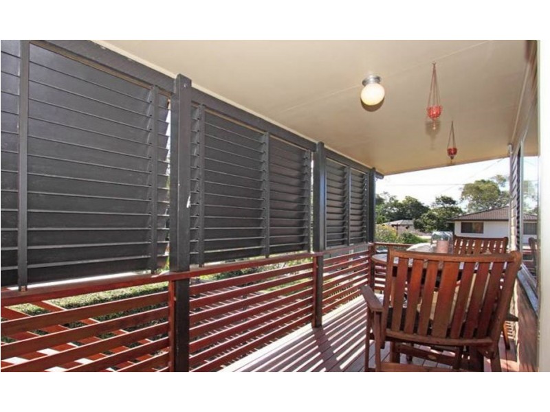 4 Caradon Street, Albany Creek QLD 4035