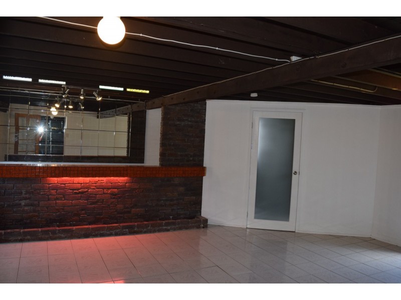 4 Caradon Street, Albany Creek QLD 4035