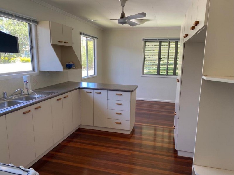 31 Grahams Road, Strathpine QLD 4500