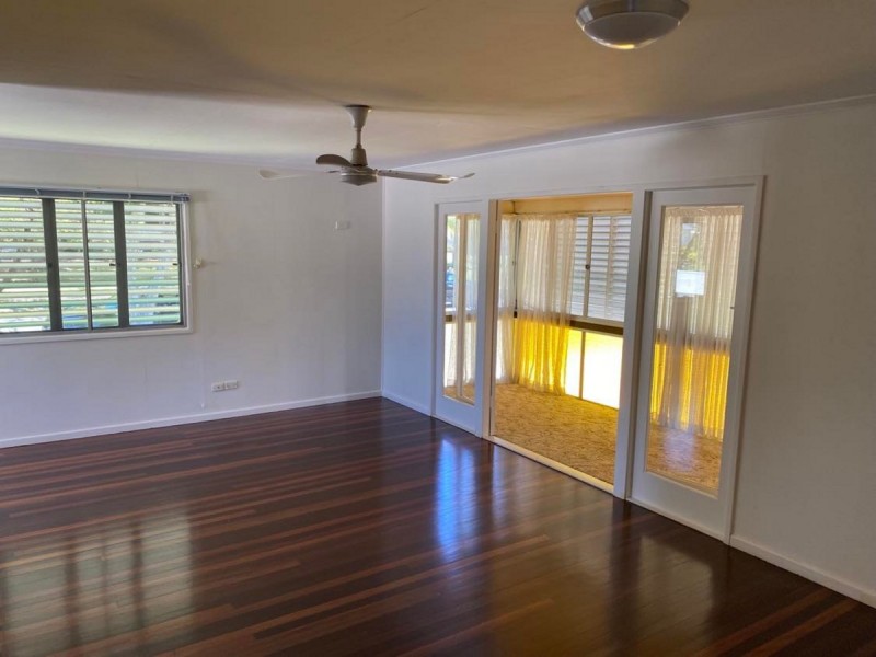 31 Grahams Road, Strathpine QLD 4500