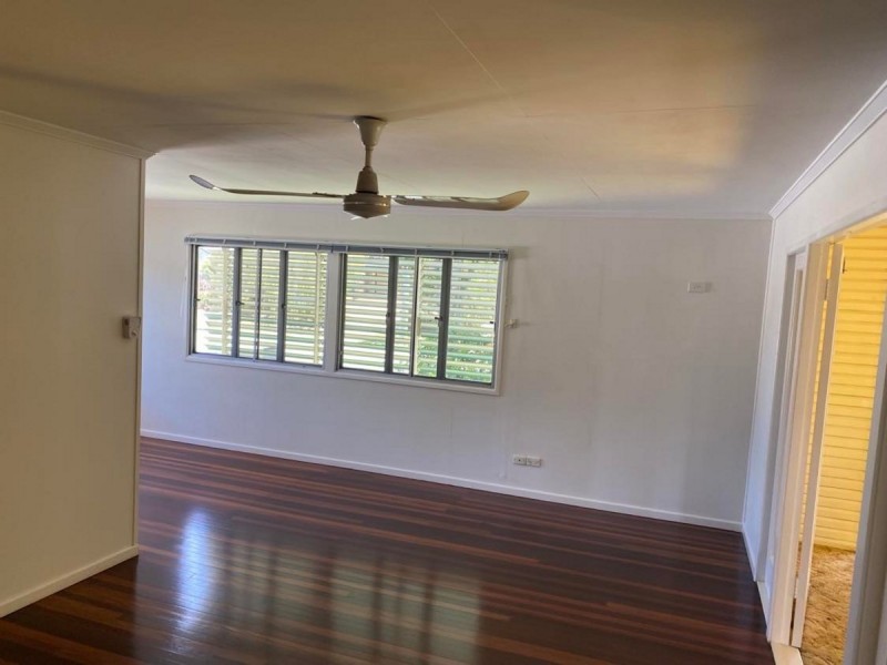 31 Grahams Road, Strathpine QLD 4500