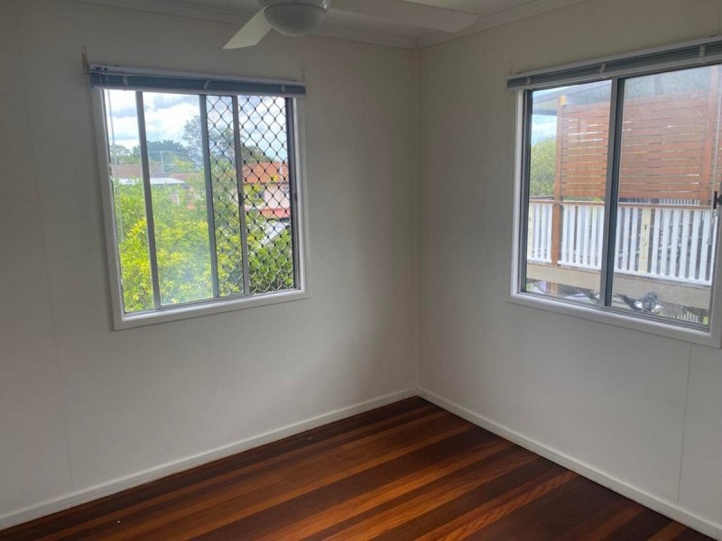 31 Grahams Road, Strathpine QLD 4500