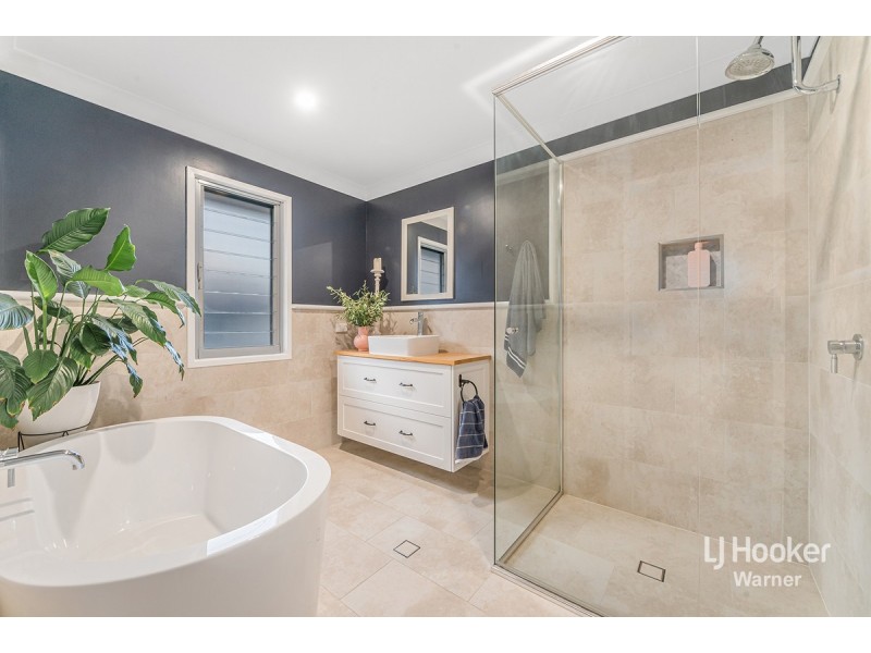 14 Carey Street, Warner QLD 4500