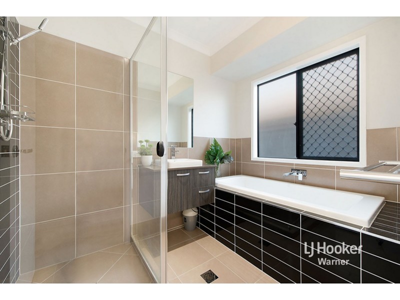 7 Cooloola Circuit, Warner QLD 4500