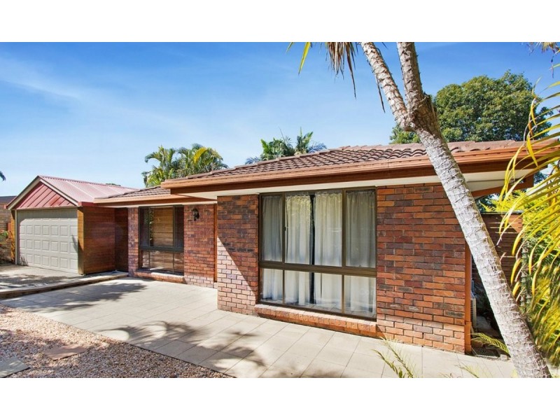 5 Oedipus Court, Eatons Hill QLD 4037