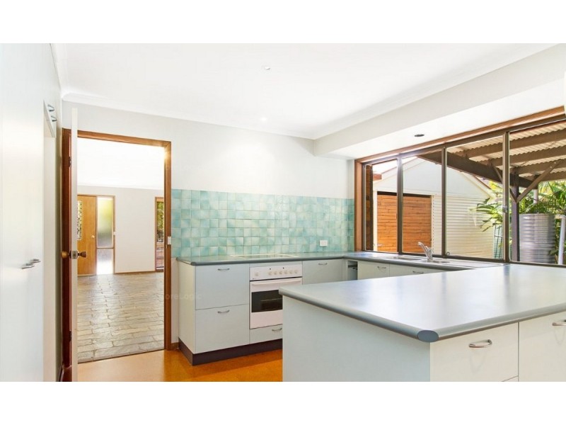 5 Oedipus Court, Eatons Hill QLD 4037