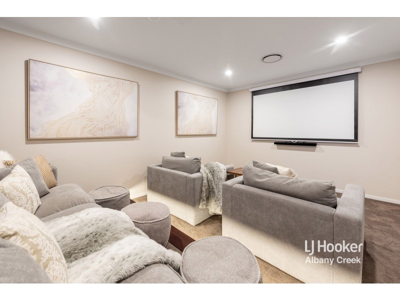 7 Sunbeam Court, Eatons Hill QLD 4037