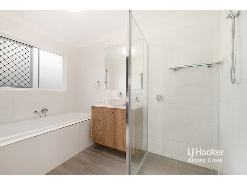 30/30 Creekside Terrace Albany Creek, Albany Creek QLD 4035
